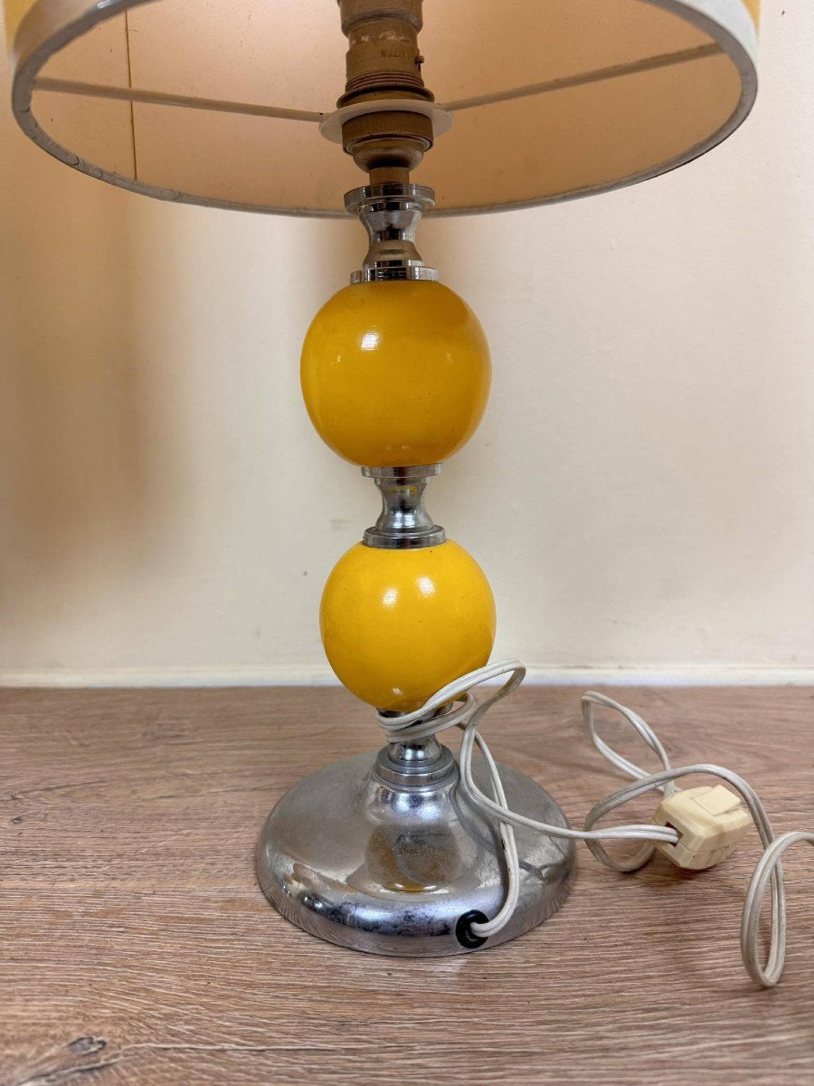 Paire de Lampes à poser CHEVRON vintage 1970 pieds en bois laqué, chrome